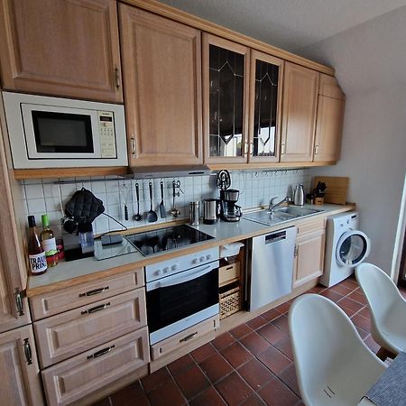 98Qm Wohnung Im Villenviertel - Voll Ausgestattet Mit Balkon Und Kamin - Wlan Gratis Wilhelmshaven Exterior foto
